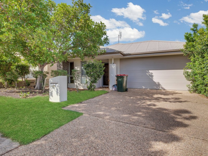 49 Clover Crescent, Boyne Island QLD 4680