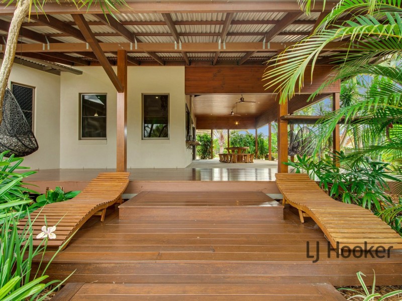 14 Ronpen Close, Tannum Sands QLD 4680