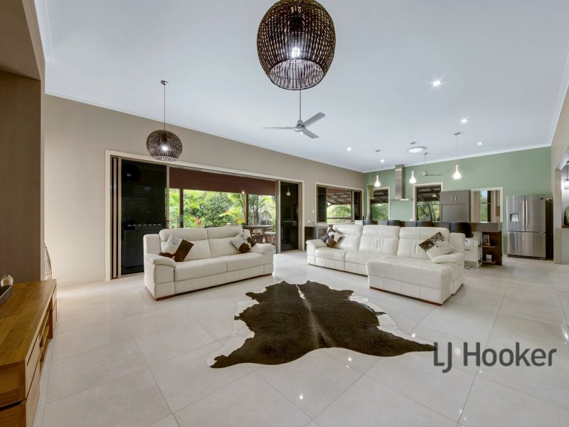 14 Ronpen Close, Tannum Sands QLD 4680