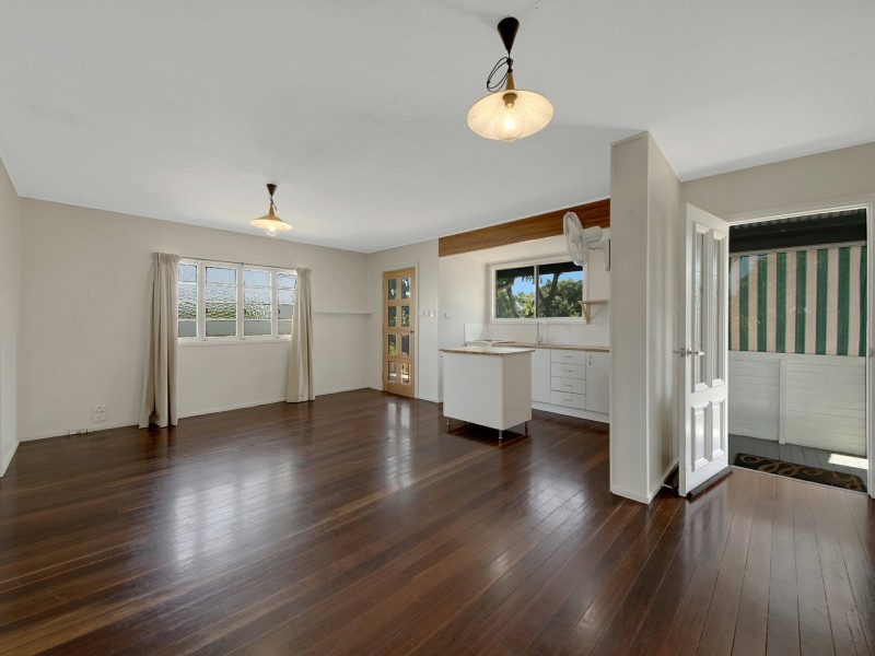 23 Beach Avenue, Tannum Sands QLD 4680