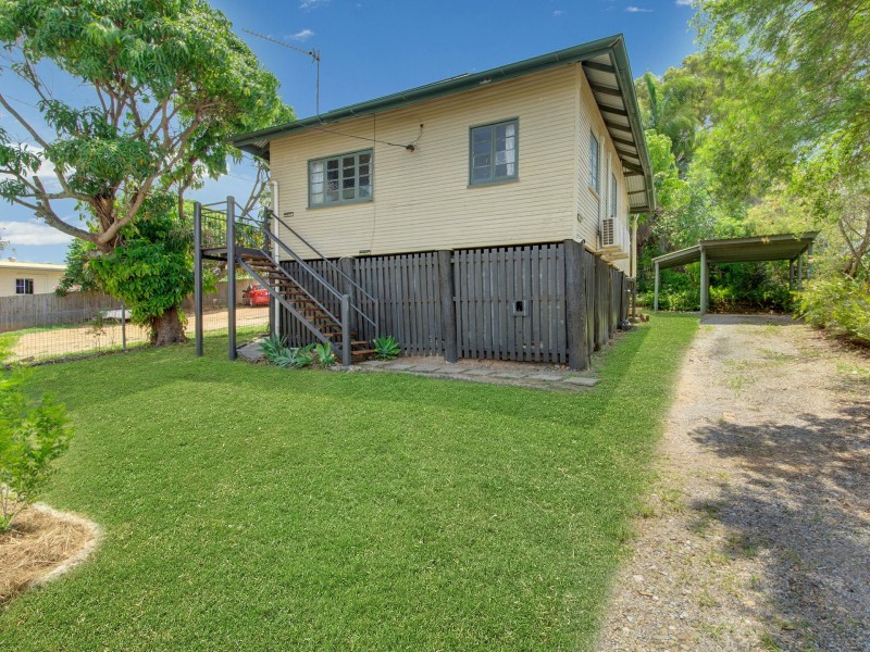 23 Beach Avenue, Tannum Sands QLD 4680