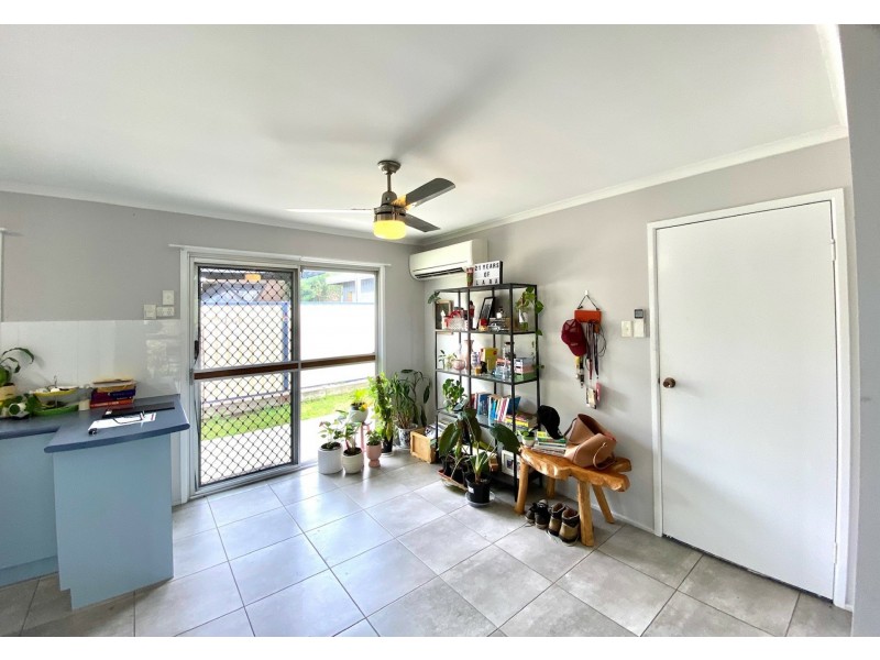 4 Bass Street, Boyne Island QLD 4680