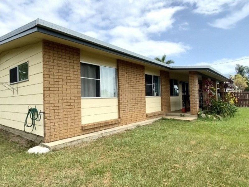 4 Bass Street, Boyne Island QLD 4680