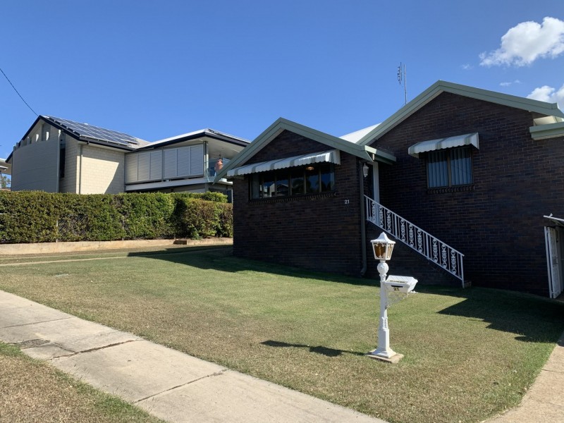 21 Boles Street, West Gladstone QLD 4680