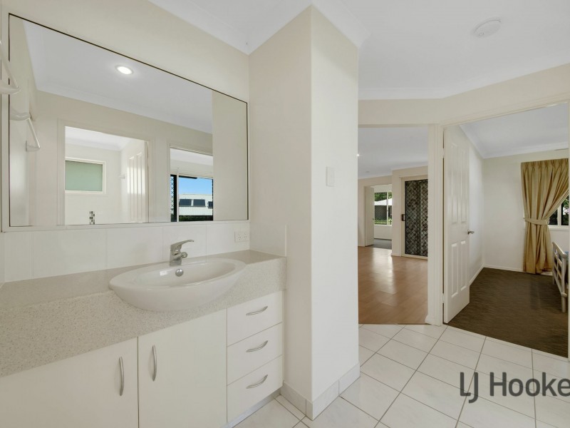 26 Bauhinia Street, Boyne Island QLD 4680