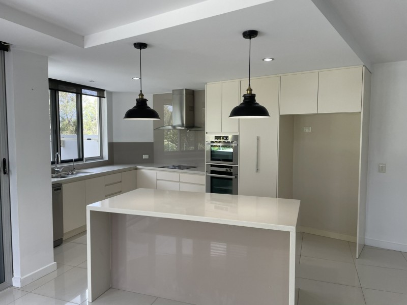1/2 The Promenade, Boyne Island QLD 4680