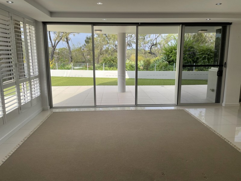 1/2 The Promenade, Boyne Island QLD 4680