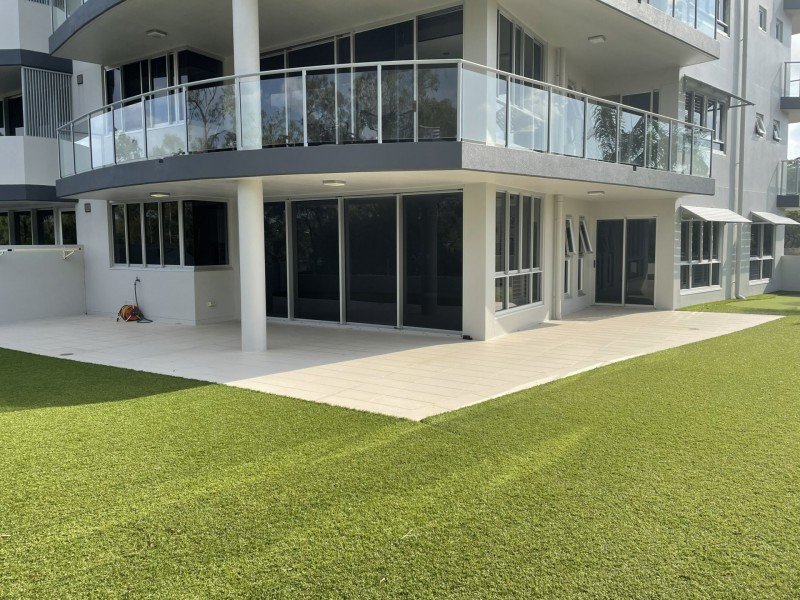 1/2 The Promenade, Boyne Island QLD 4680