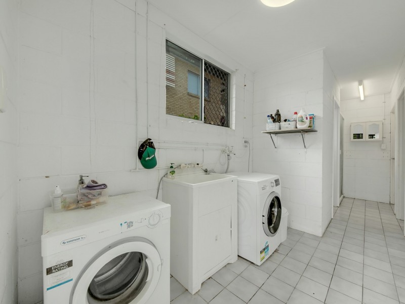 23 Amaroo Street, Boyne Island QLD 4680