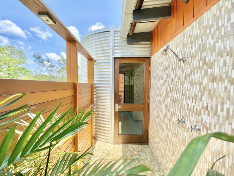63 Logan Road, Colosseum QLD 4677