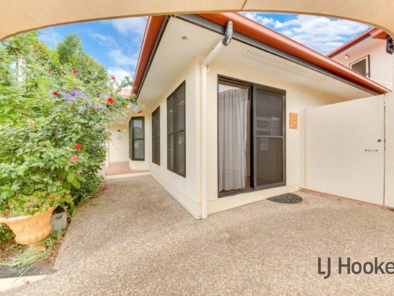 27 Pryde Street, Tannum Sands QLD 4680