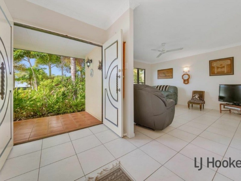 27 Pryde Street, Tannum Sands QLD 4680
