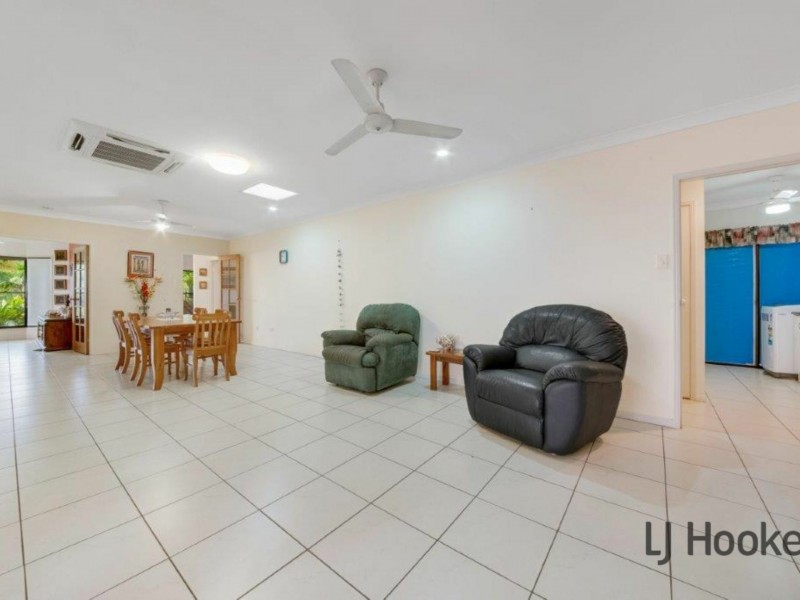 27 Pryde Street, Tannum Sands QLD 4680