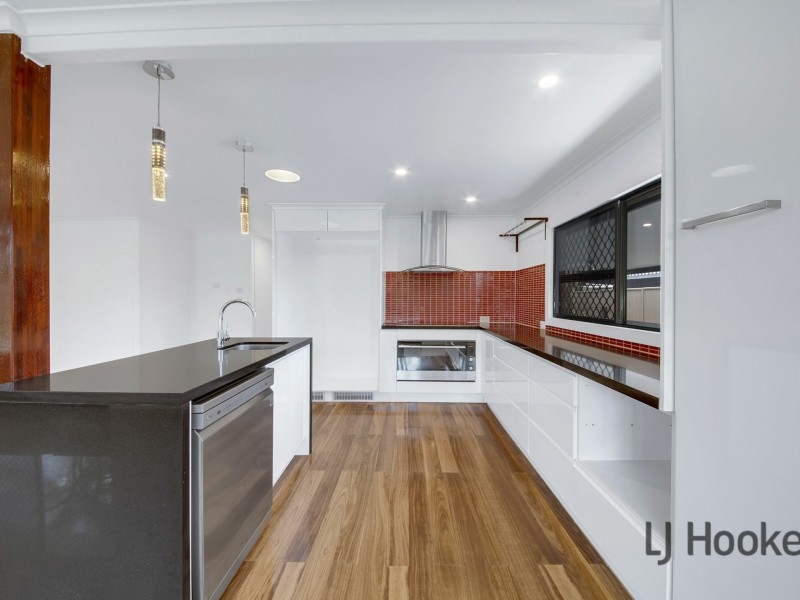 9 Alexander Street, Boyne Island QLD 4680
