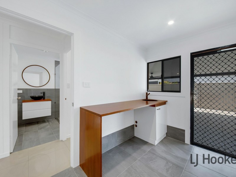 9 Alexander Street, Boyne Island QLD 4680