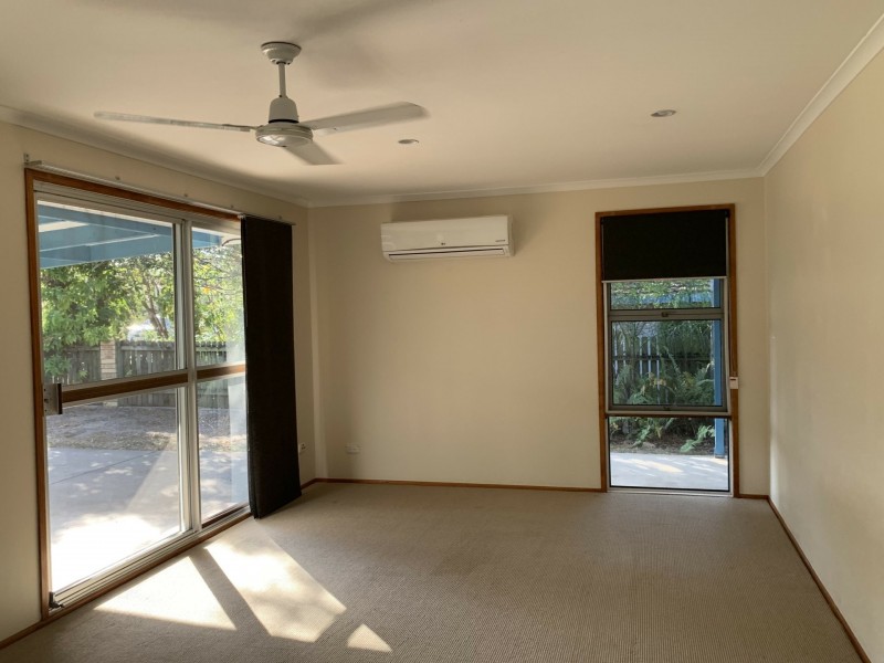 30 Alkina Crescent, Boyne Island QLD 4680