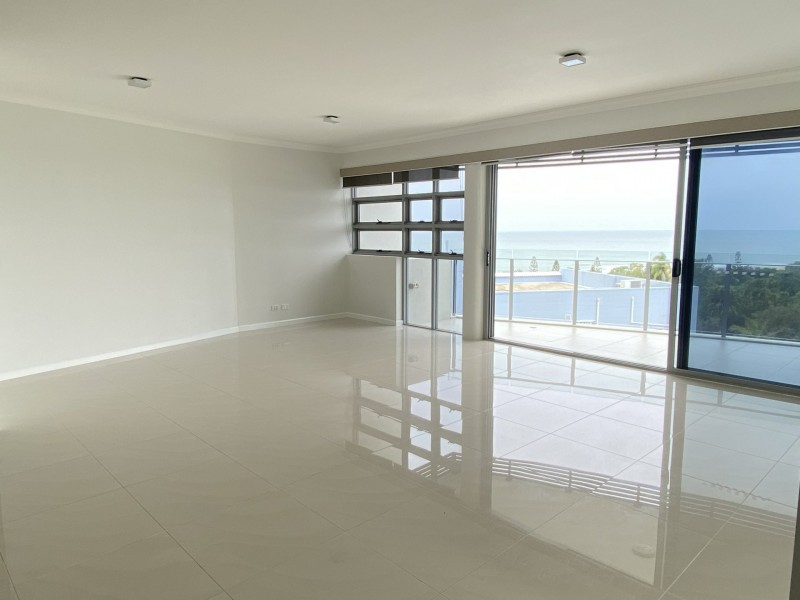 204/3 Pacific Avenue, Tannum Sands QLD 4680