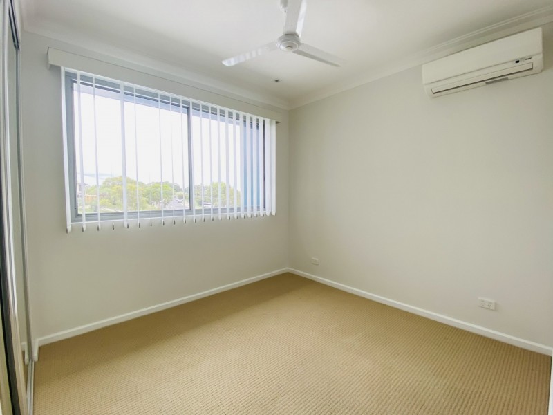 204/3 Pacific Avenue, Tannum Sands QLD 4680