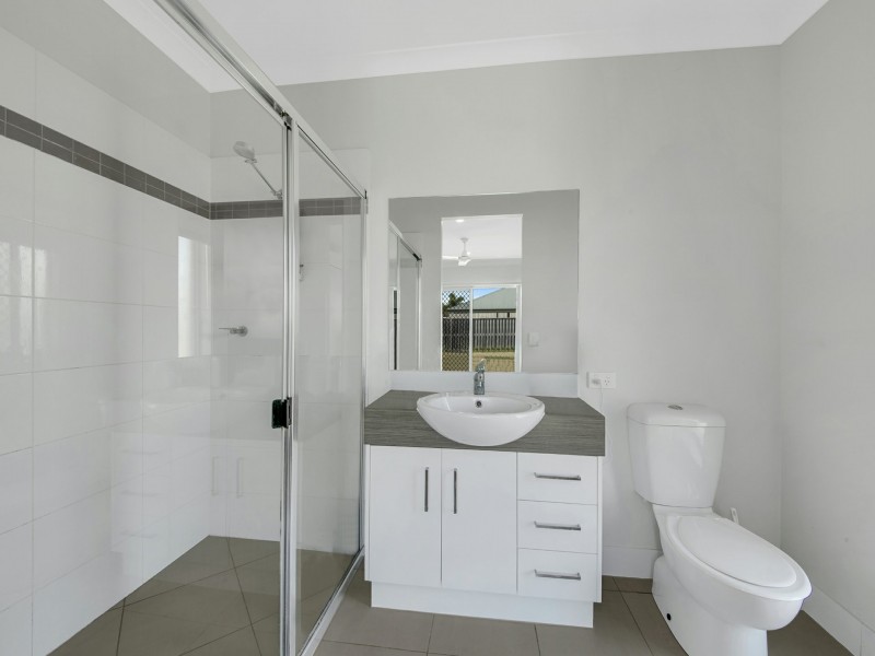 43 Clover Crescent, Boyne Island QLD 4680