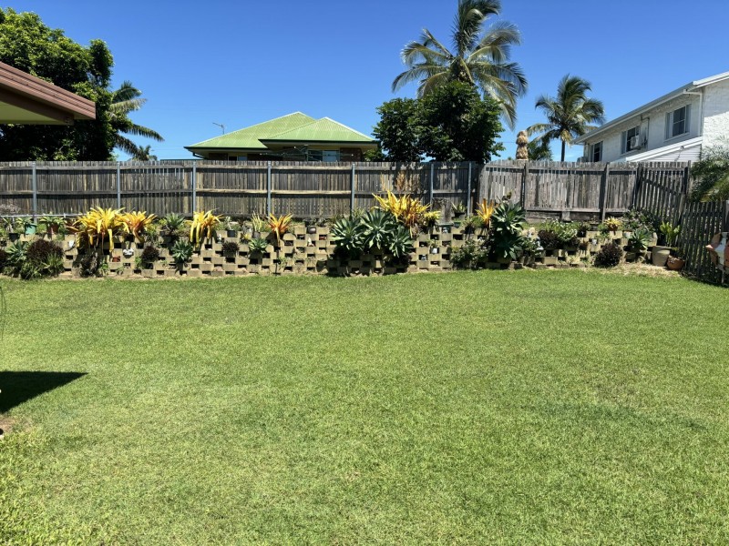 17 Brin Street, Boyne Island QLD 4680