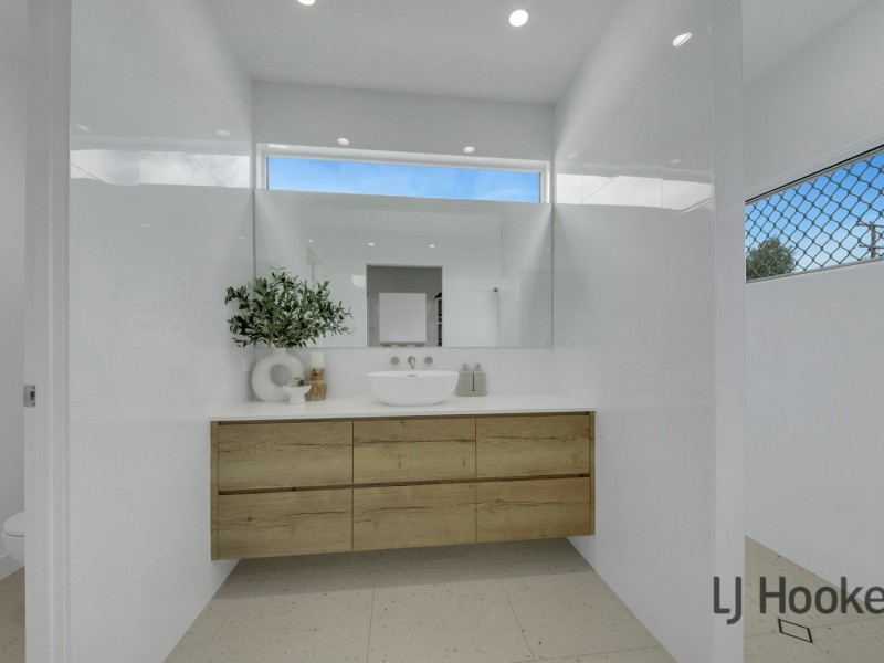 18 Wakooka Drive, Wurdong Heights QLD 4680