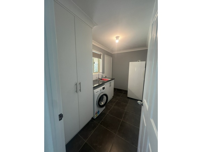 8 Coal Crescent, Tannum Sands QLD 4680