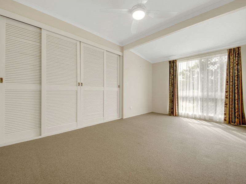 5 Alexander Street, Boyne Island QLD 4680