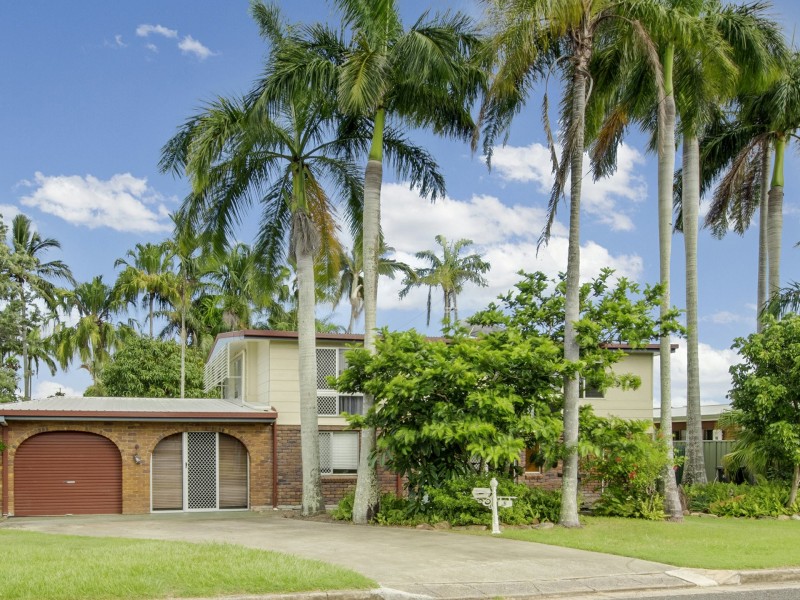 5 Alexander Street, Boyne Island QLD 4680