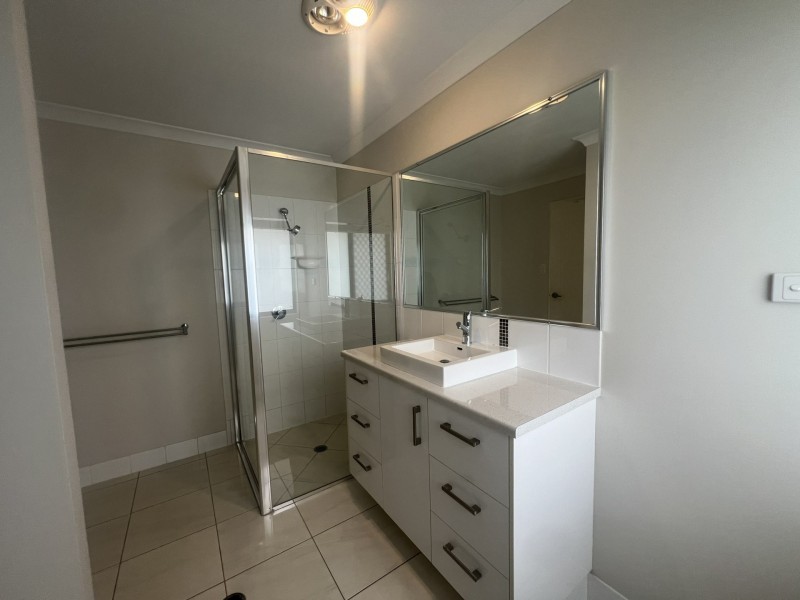 37 Pryde Street, Tannum Sands QLD 4680
