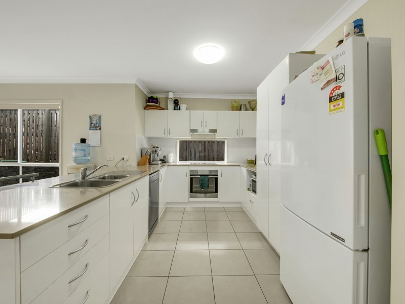 7 Wabby St, Boyne Island QLD 4680