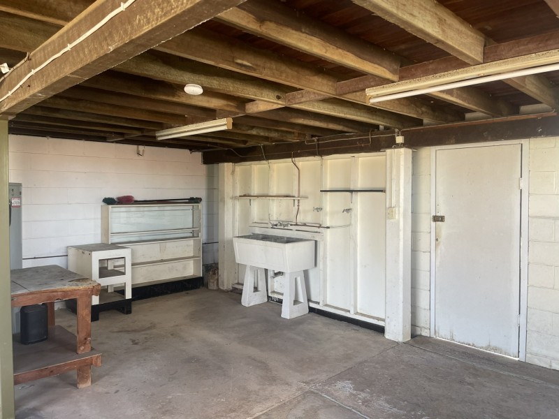 21 Far Street, West Gladstone QLD 4680