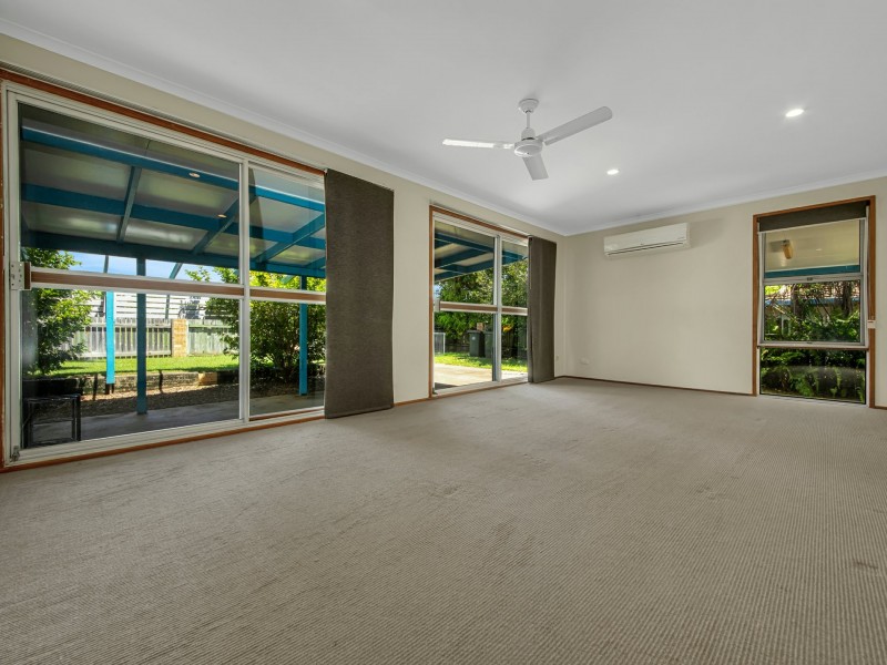 30 Alkina Crescent, Boyne Island QLD 4680