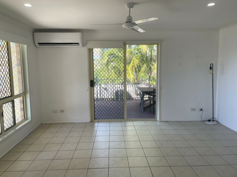 5B Pittsbay Crescent, Boyne Island QLD 4680