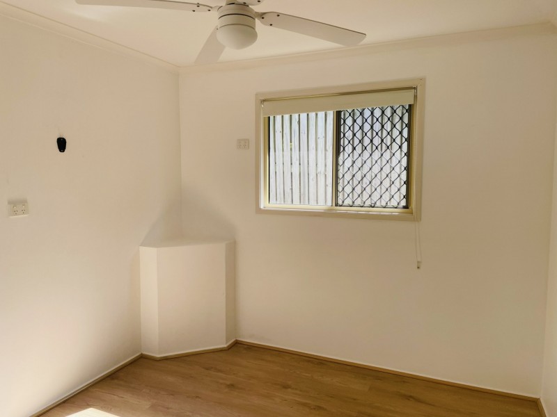 5B Pittsbay Crescent, Boyne Island QLD 4680