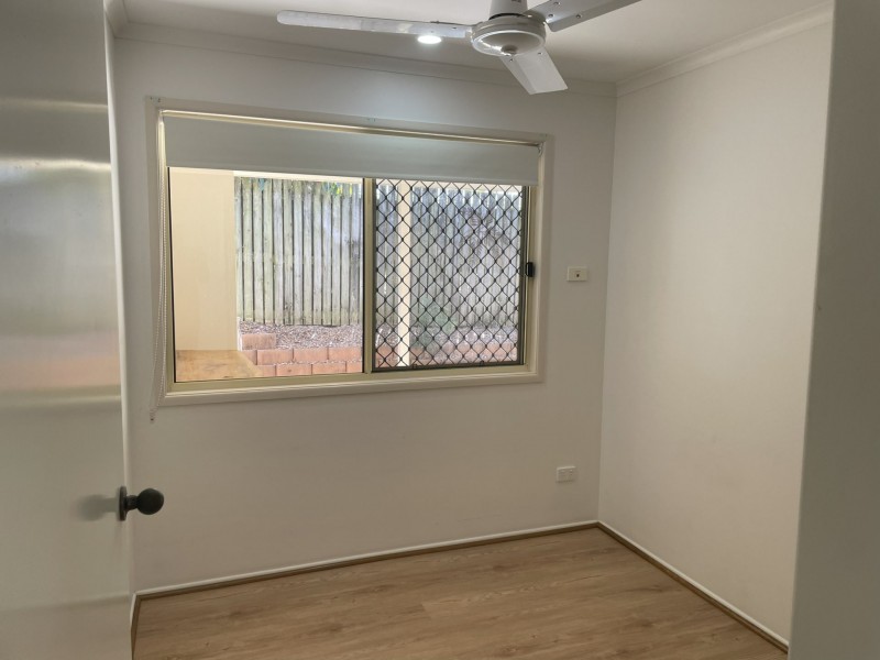 5B Pittsbay Crescent, Boyne Island QLD 4680