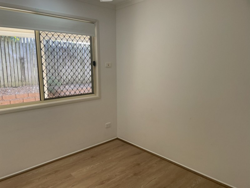 5B Pittsbay Crescent, Boyne Island QLD 4680