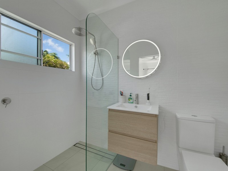 12 Cambridge Close, Tannum Sands QLD 4680