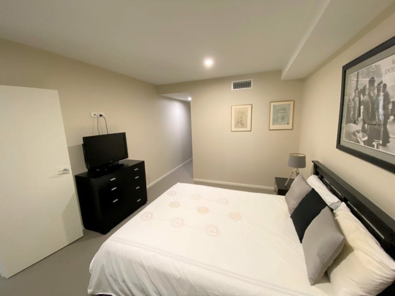 302/10 Wyndham Avenue, Boyne Island QLD 4680