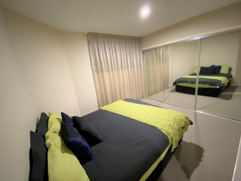 302/10 Wyndham Avenue, Boyne Island QLD 4680