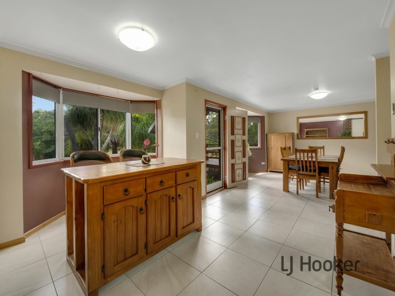 10 Aquarius Avenue, River Ranch QLD 4680