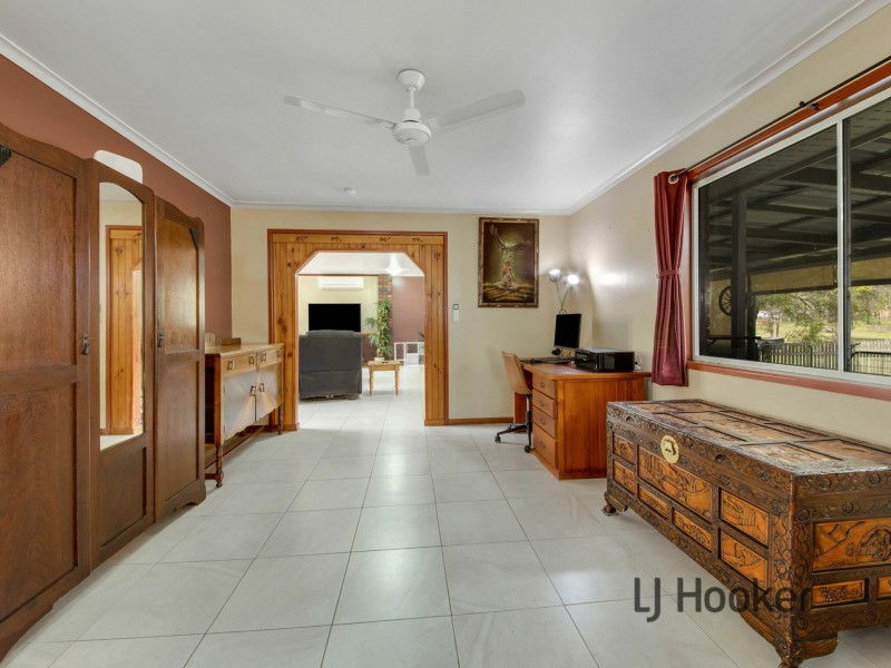 10 Aquarius Avenue, River Ranch QLD 4680