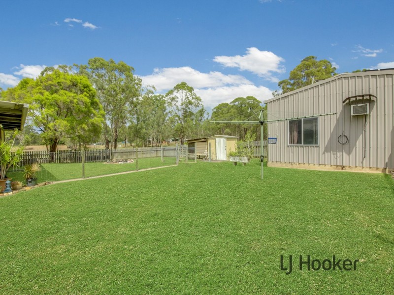 10 Aquarius Avenue, River Ranch QLD 4680