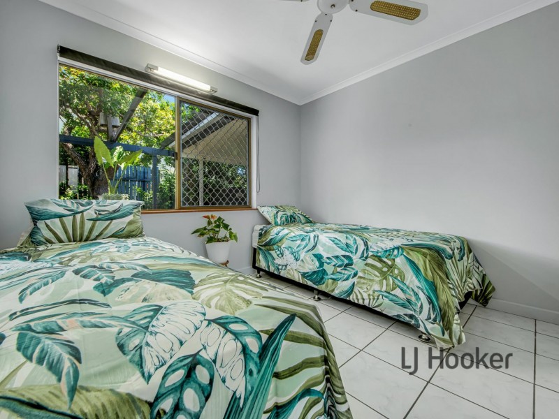 11 Yukana Street, Boyne Island QLD 4680
