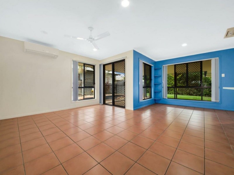 18 Douglas Street, Tannum Sands QLD 4680