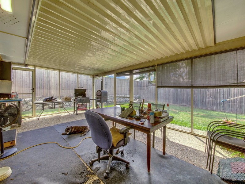 42 Curtis Avenue, Boyne Island QLD 4680