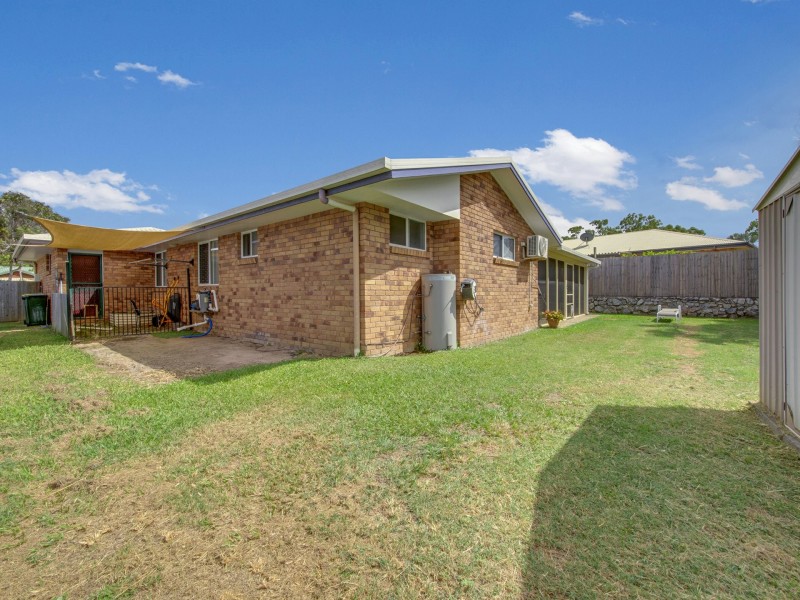 42 Curtis Avenue, Boyne Island QLD 4680