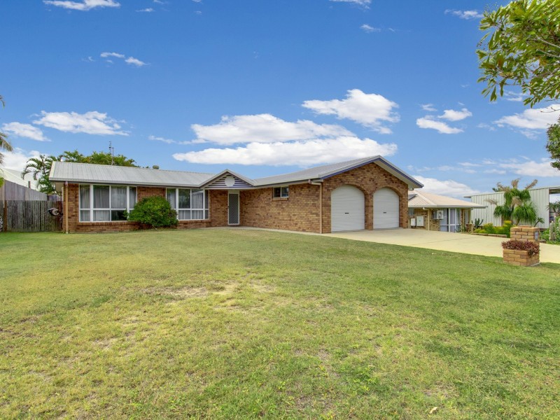 42 Curtis Avenue, Boyne Island QLD 4680