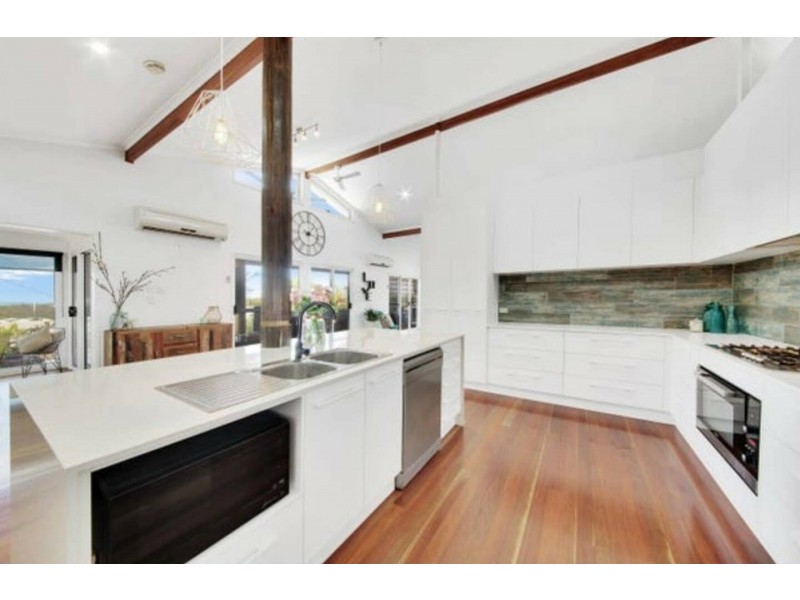 19 Chauvel Court, Boyne Island QLD 4680