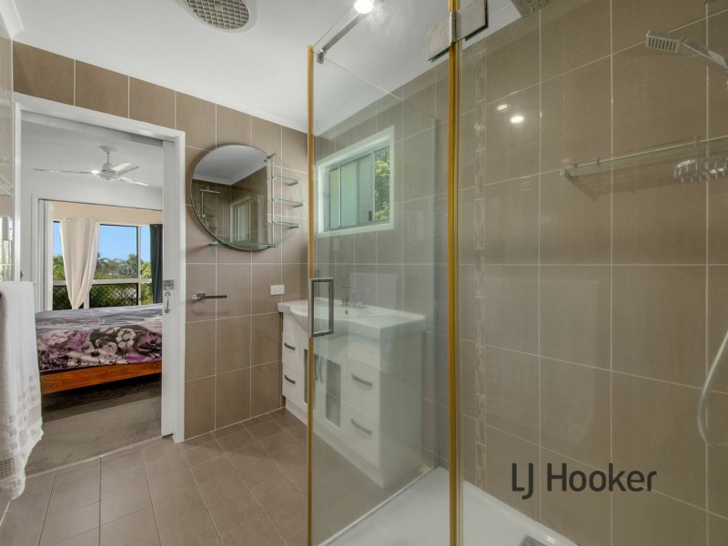 31 Amaroo Street, Boyne Island QLD 4680
