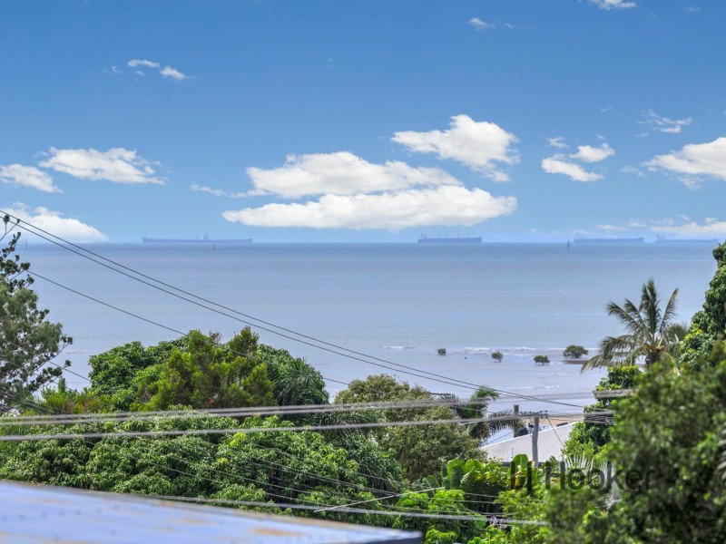 31 Amaroo Street, Boyne Island QLD 4680